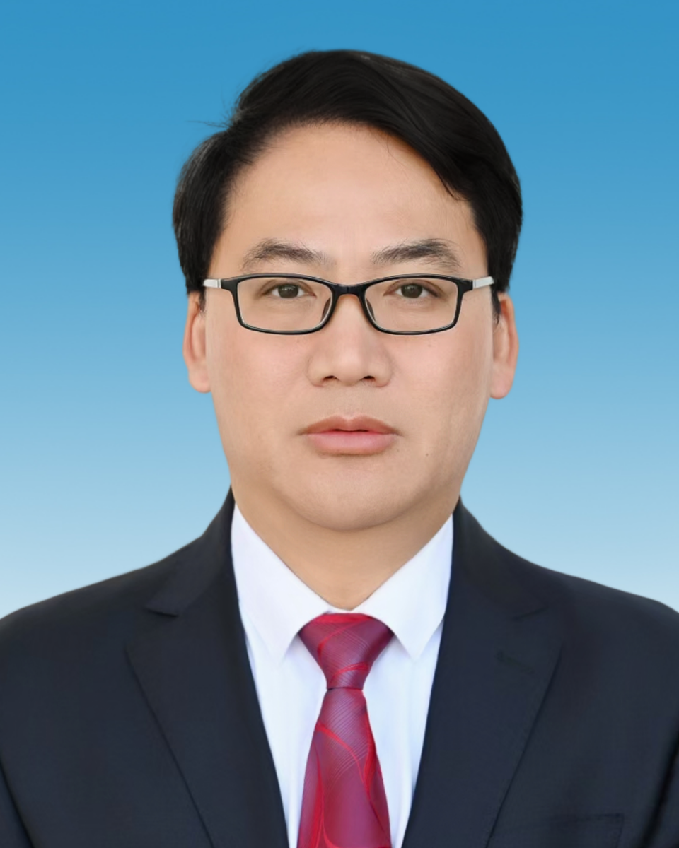 2046880688092663808.png 陈华.png